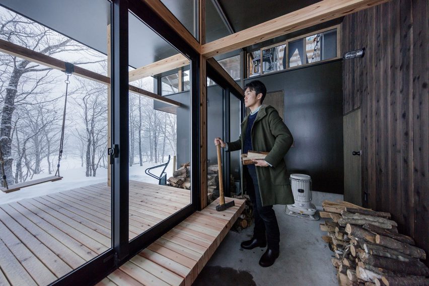 Nojiri-ko Nature Platforms by SUGAWARADAISUKE Architects