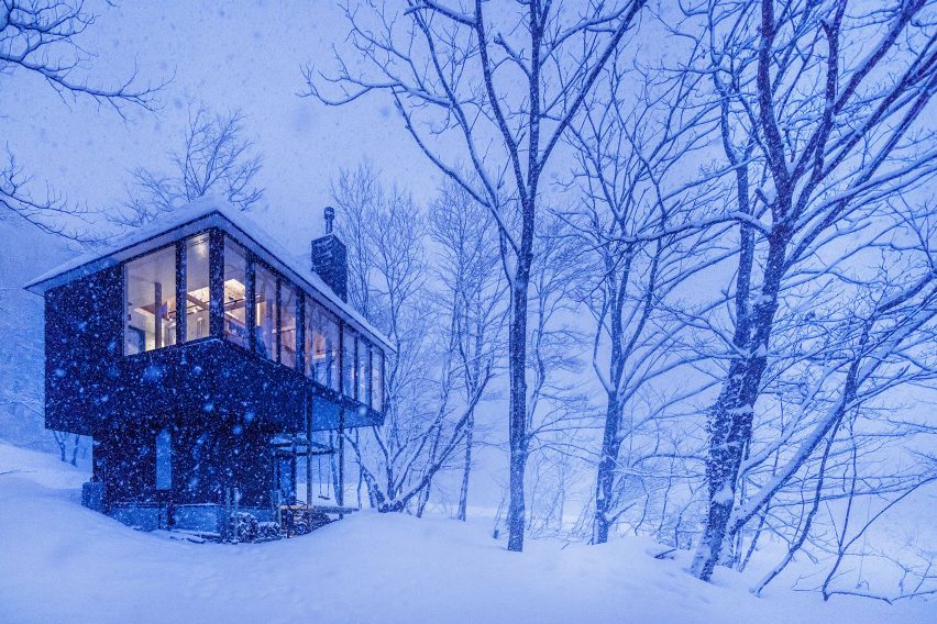 Nojiri-ko Nature Platforms by SUGAWARADAISUKE Architects