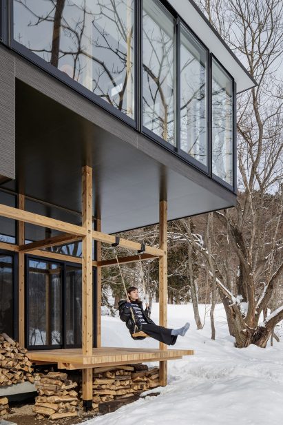 Nojiri-ko Nature Platforms by SUGAWARADAISUKE Architects