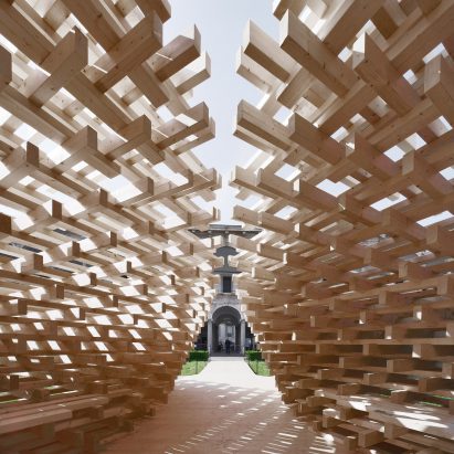 Peter Pichler builds pyramidal pavilion using 1,600 wooden beams