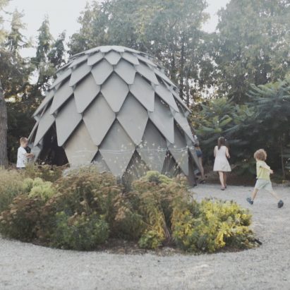 Pinecone mobile gazebo by mmcité1 and Atelier SAD