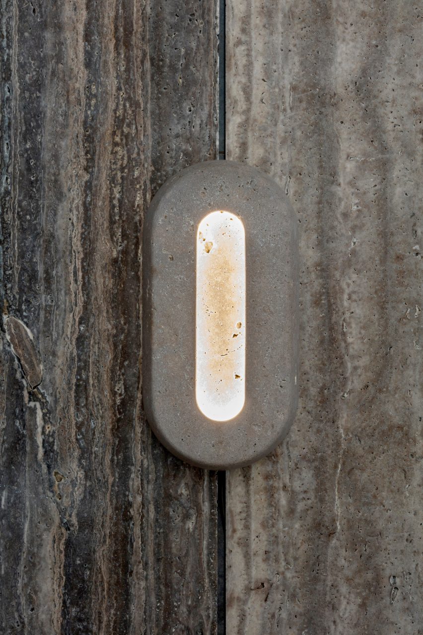 Primitif by Francesco Balzano and Valeriane Lazard