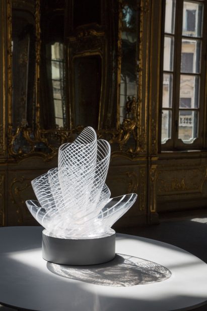 Ron Arad employs traditional Turkish techniques in new vases for Nude