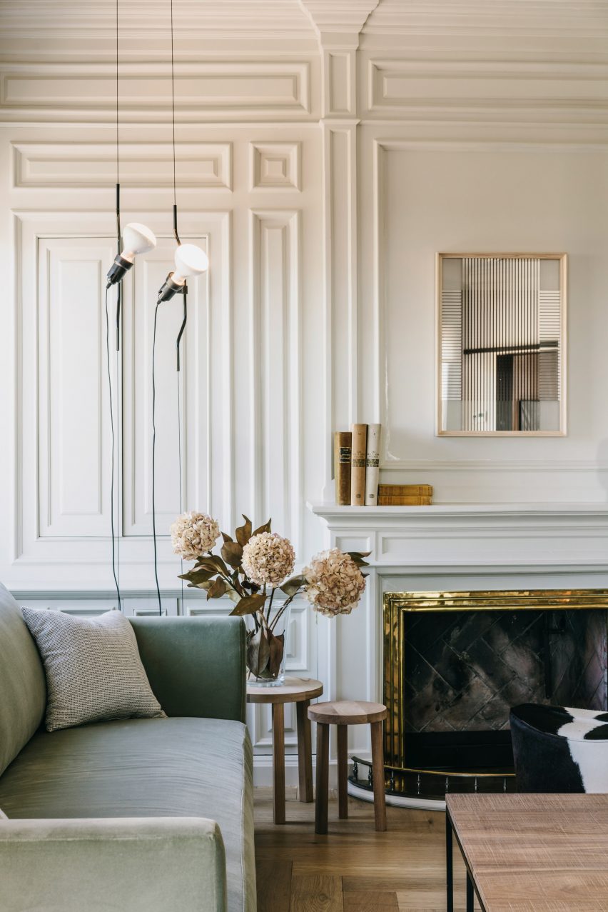 Sant Gervasi apartment by Isabel Lopez Vilalta