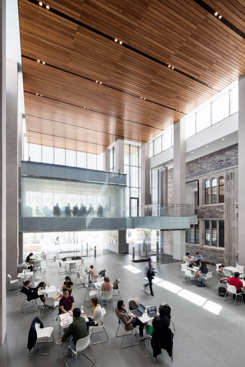 Simpson International Building Princeton by KPMB