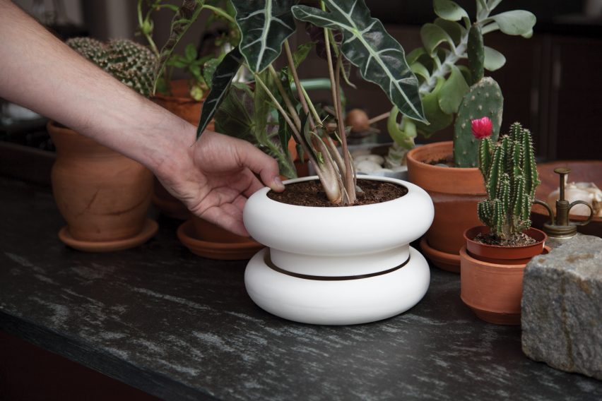 Stacking Planter by Chen Chen & Kai Williams