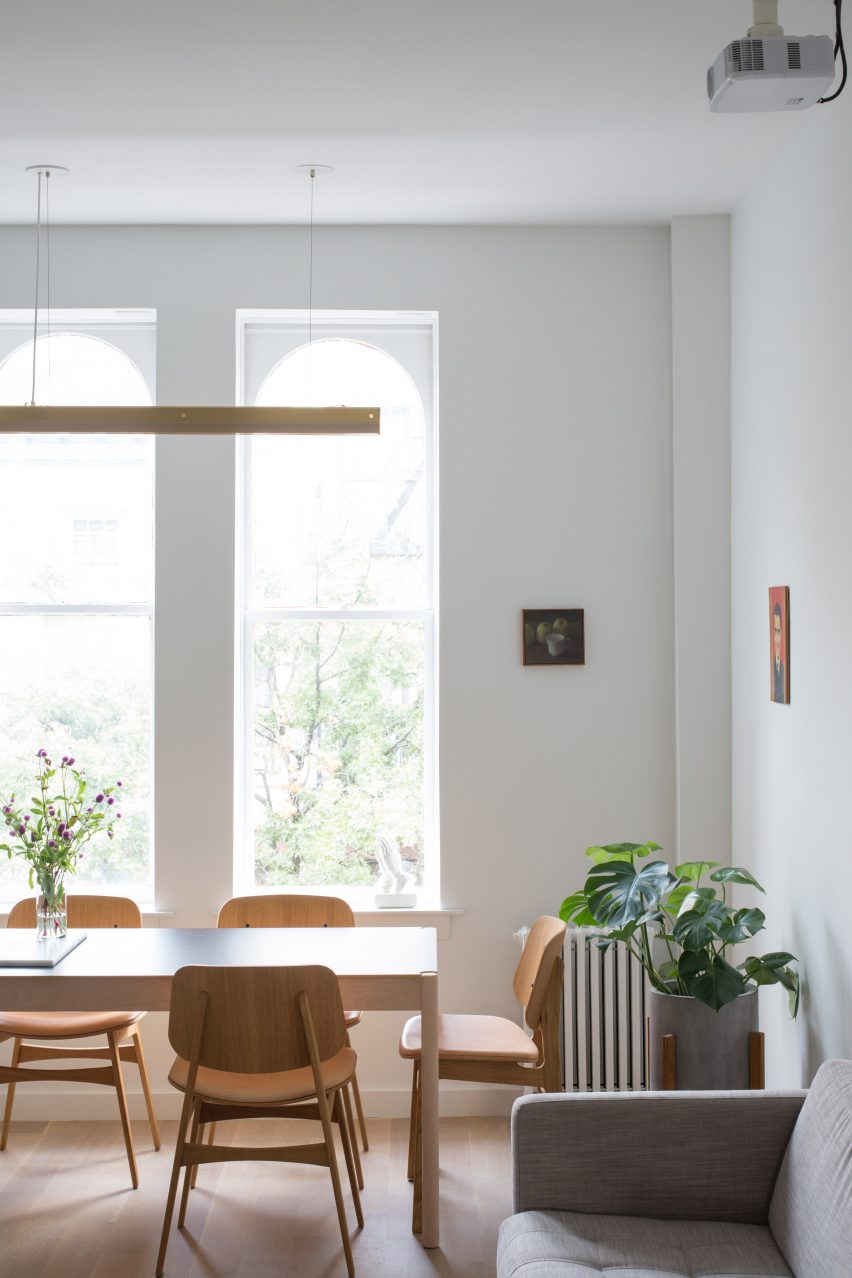 West Chelsea Apartment by BoND
