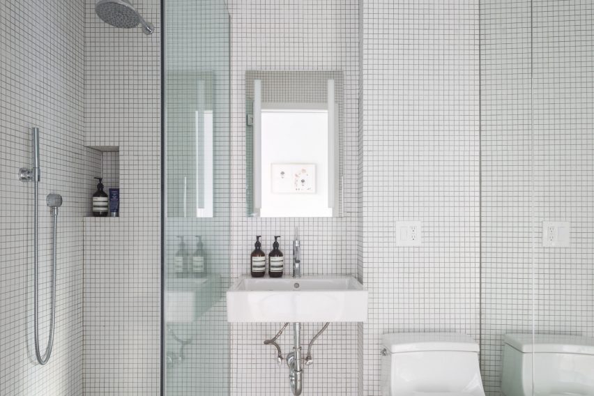 West Chelsea Apartment by BoND