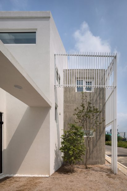 Yangsan Eorinjip by RAUM Architects Group