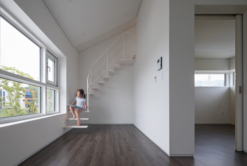 Yangsan Eorinjip by RAUM Architects Group