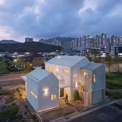House in Yangsan looks like a cluster of small houses