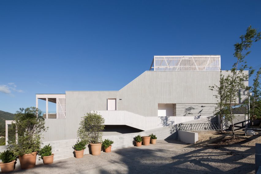 12 Cachagua by Mobil Arquitectos