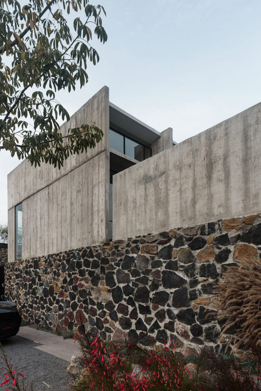 AT House by Laurent Herbiet