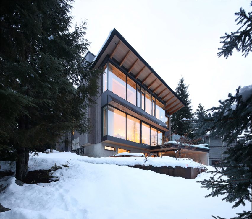 Buckhorn Place by Burgers Architecture