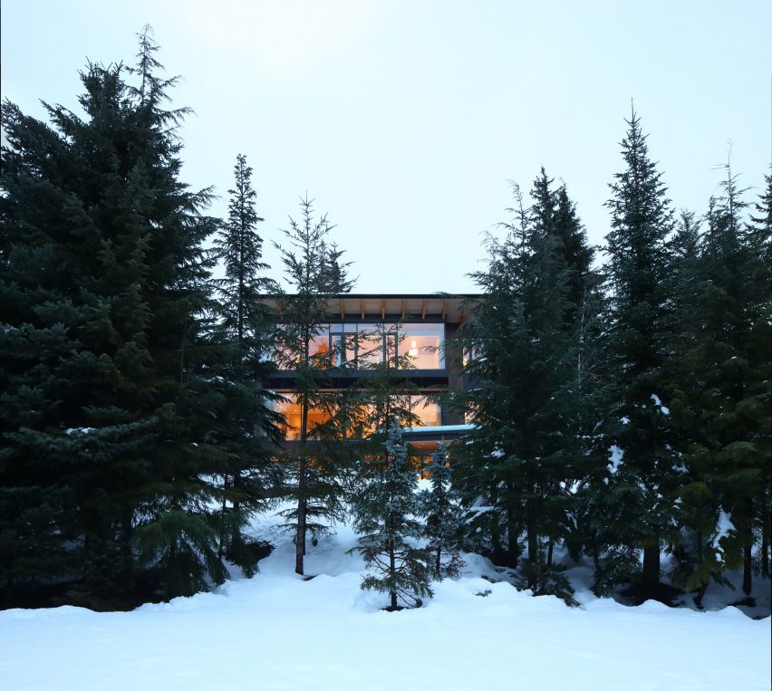 Buckhorn Place by Burgers Architecture
