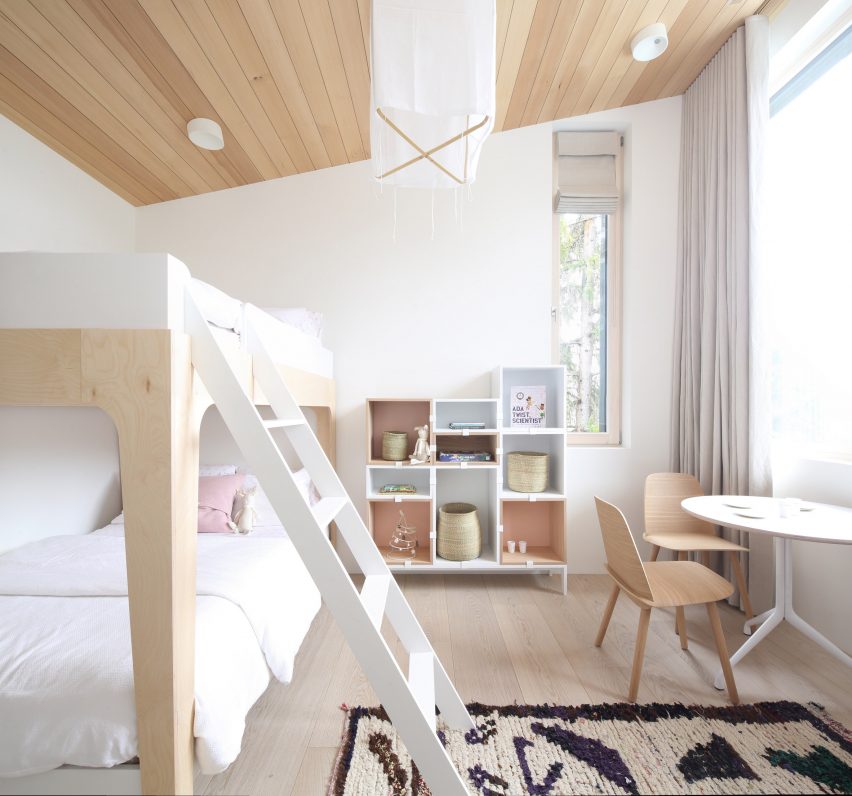 Buckhorn Place by Burgers Architecture