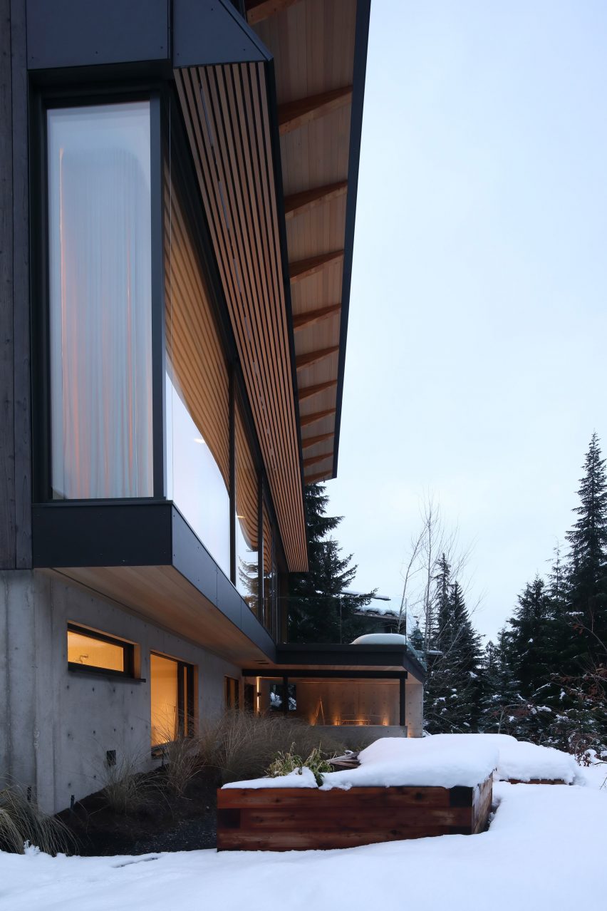 Buckhorn Place by Burgers Architecture