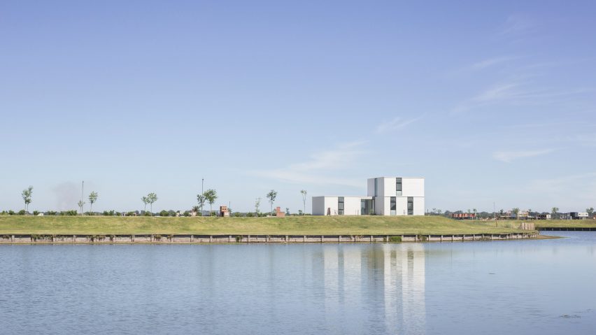 Casa Lucia by BHY Arquitectos