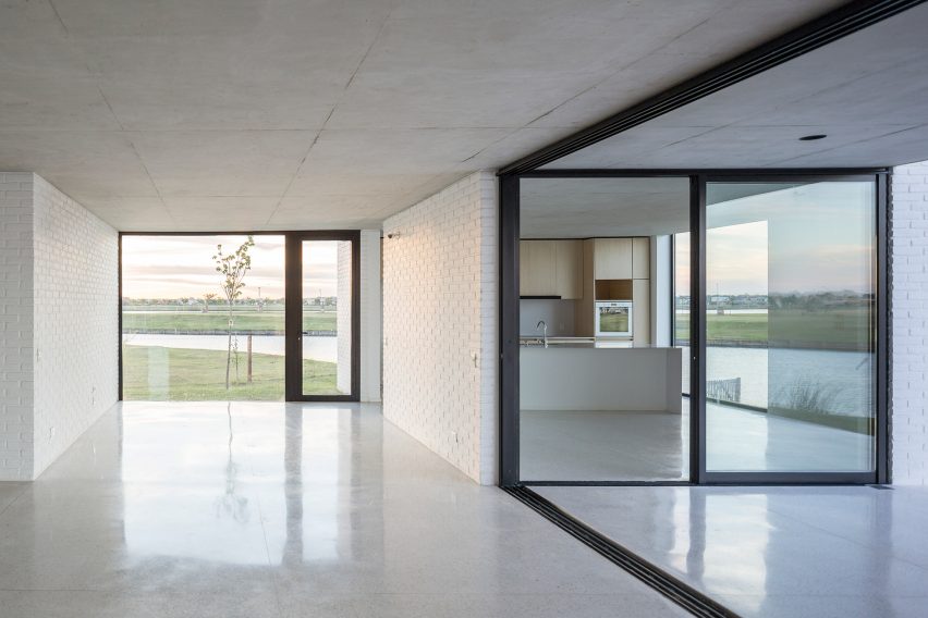 Casa Lucia by BHY Arquitectos