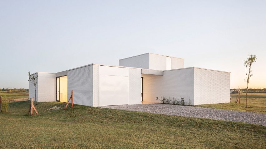 Casa Lucia by BHY Arquitectos
