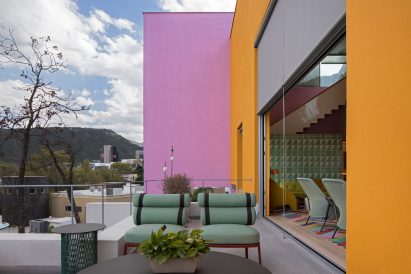 Casa TEC 205 by Moneo Brock Studio