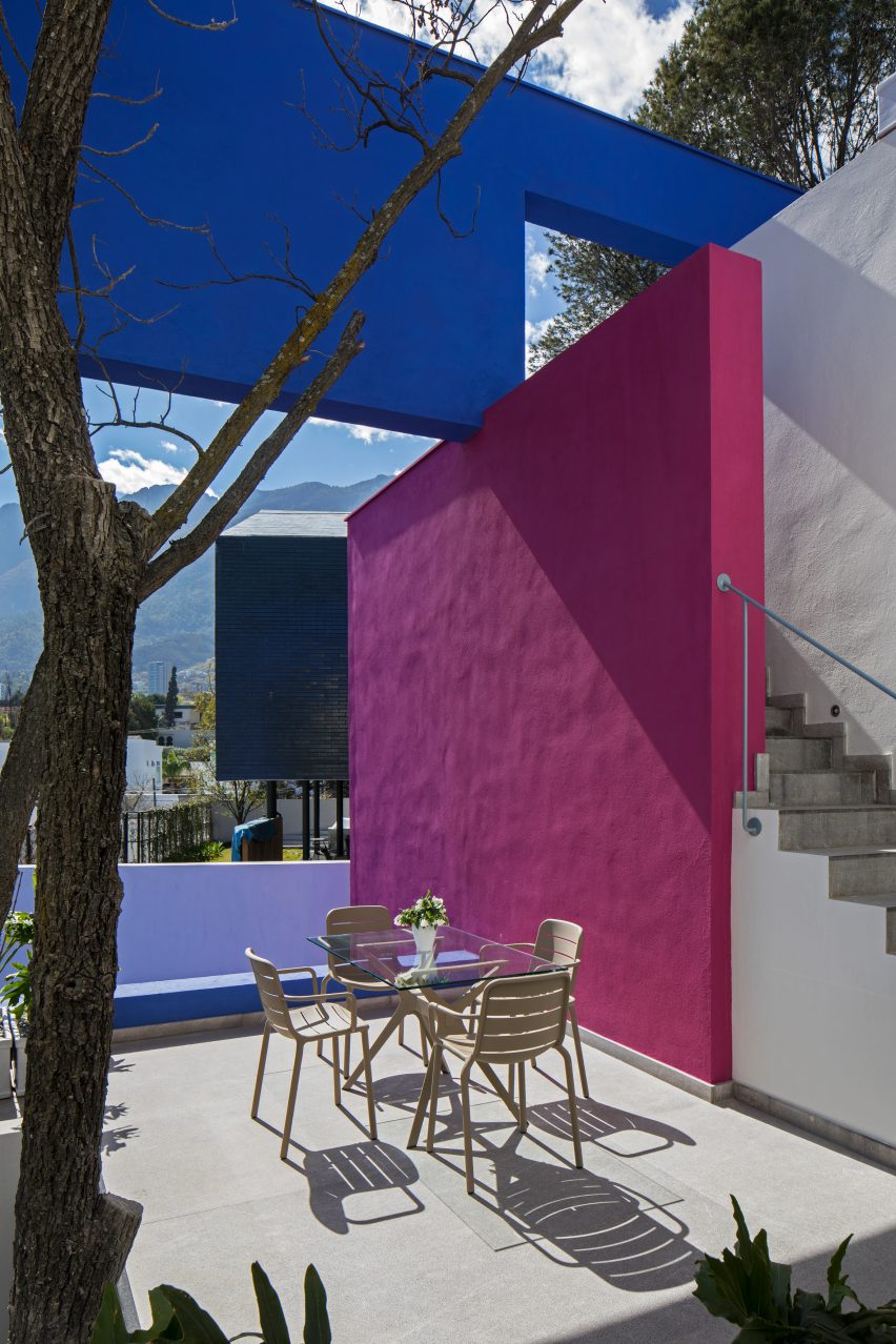 Casa TEC 205 by Moneo Brock Studio