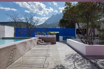 Casa TEC 205 by Moneo Brock Studio