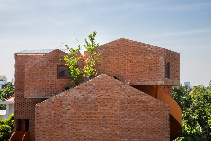 Chuon Chuon Kim 2 Kindergarten by Kientruc O