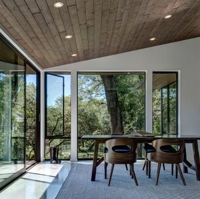 Creekbluff Studio by Matt Fajkus Architecture