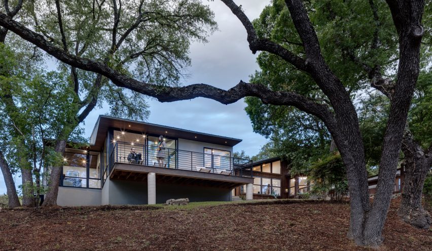 Creekbluff Studio by Matt Fajkus Architecture