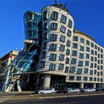 Five “dancing” architecture projects that command an audience