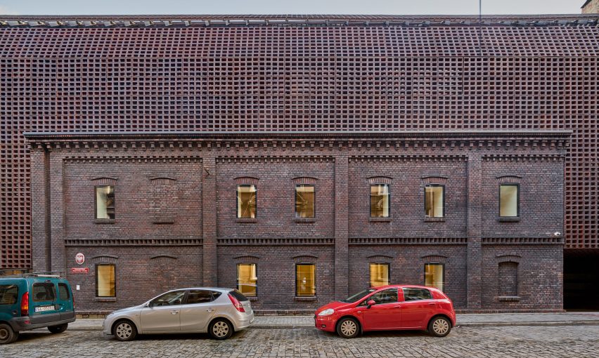 Department of Radio by Grupa 5 Architekci