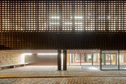 Department of Radio by Grupa 5 Architekci
