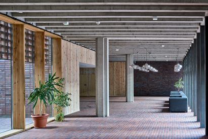 Department of Radio by Grupa 5 Architekci