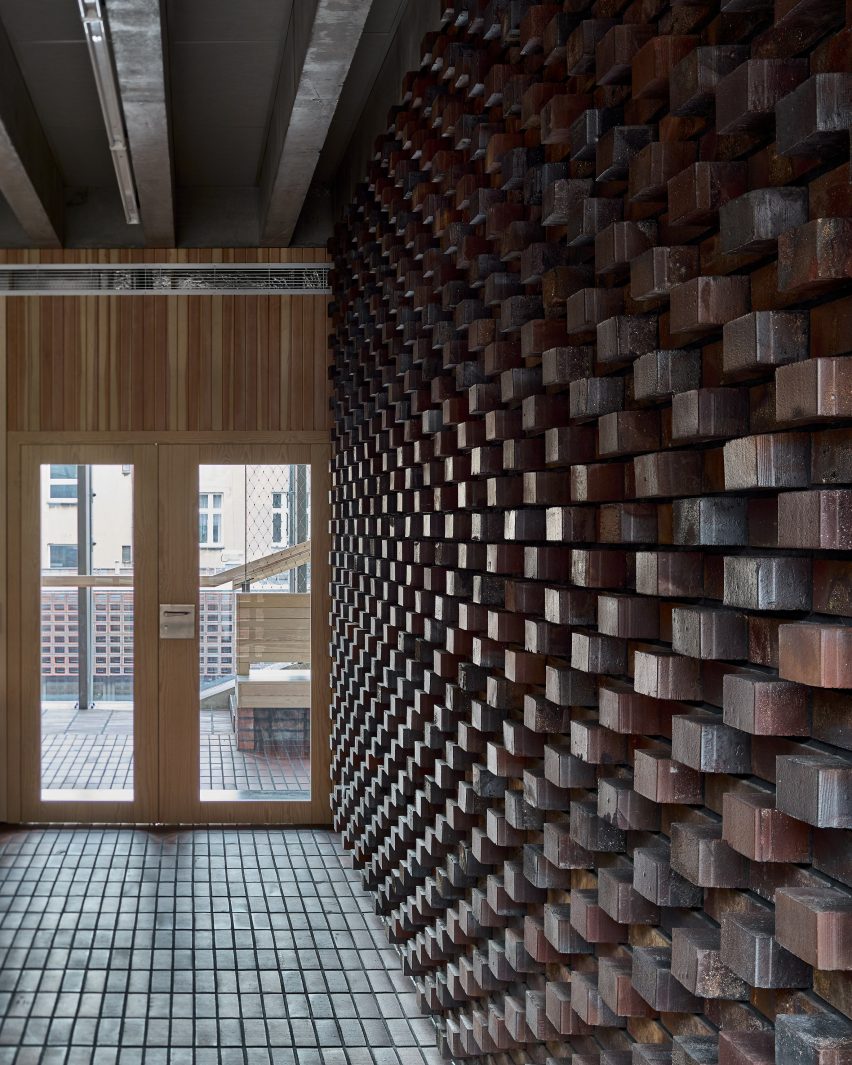 Department of Radio by Grupa 5 Architekci