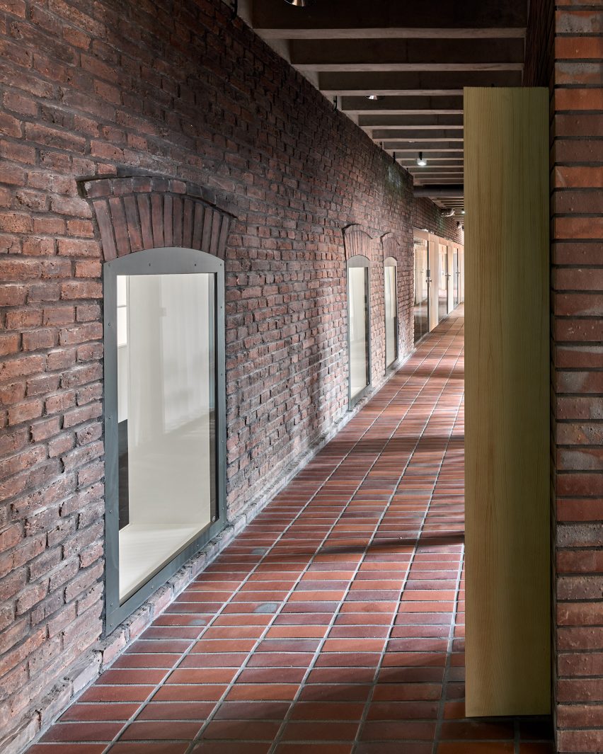 Department of Radio by Grupa 5 Architekci