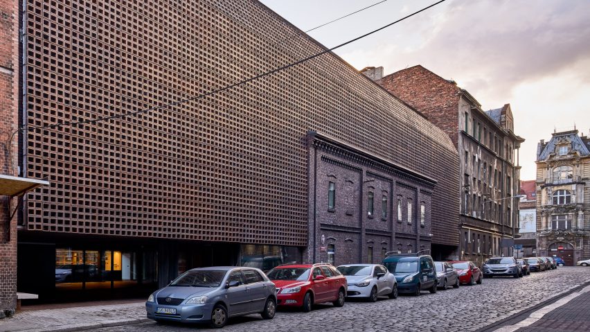 Department of Radio by Grupa 5 Architekci