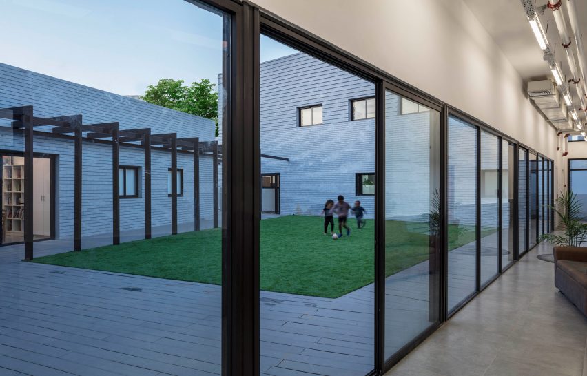 Amos Goldreich Architecture completes purpose-built refuge for domestic-abuse sufferers