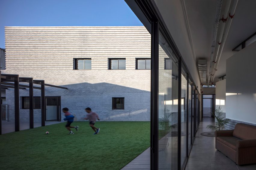 Amos Goldreich Architecture completes purpose-built refuge for domestic-abuse sufferers