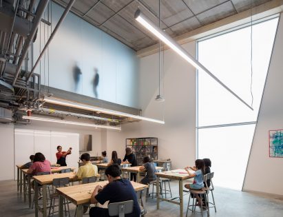 Glassel School of Art by Steven Holl