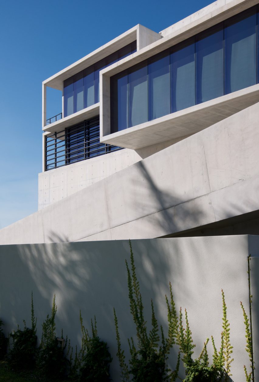 GLF Headquarters by Oppenheim Architecture