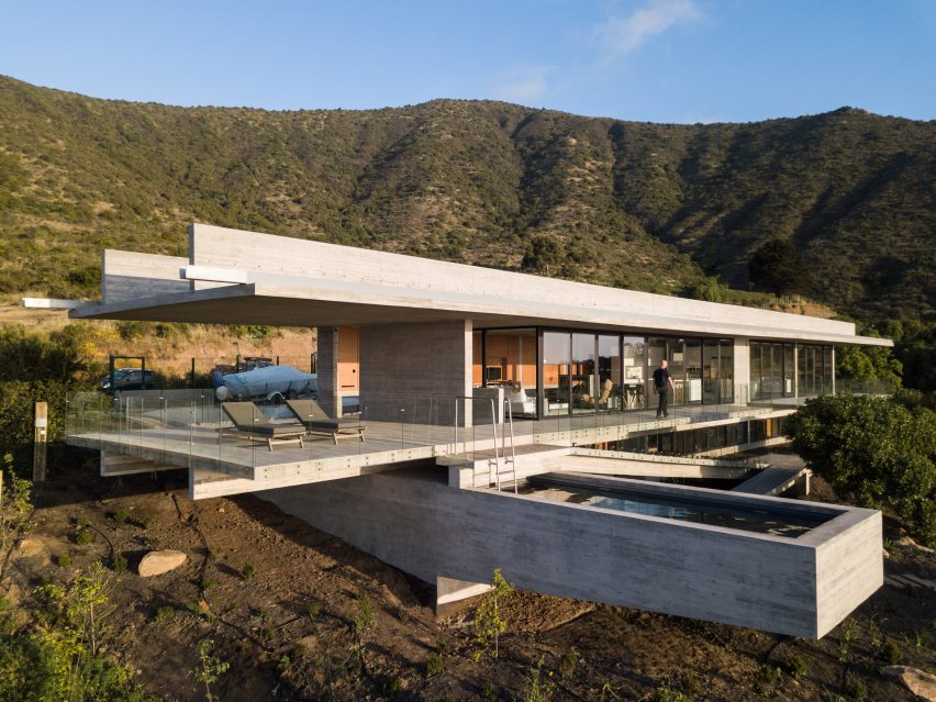 House H by Felipe Assadi Arquitectos