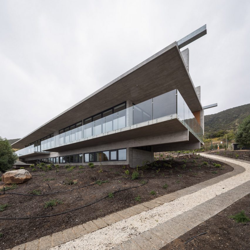 House H by Felipe Assadi Arquitectos