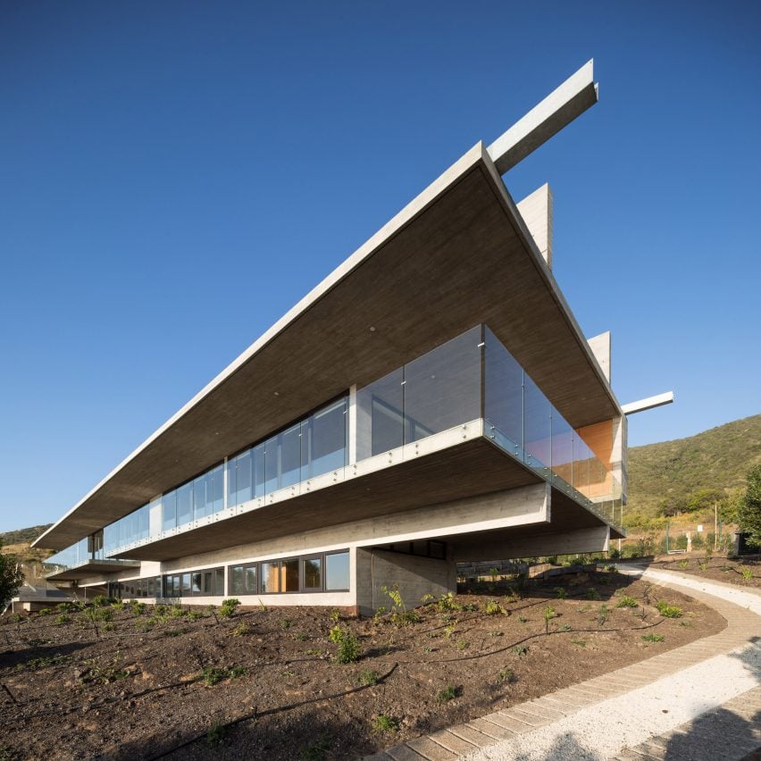 House H by Felipe Assadi Arquitectos