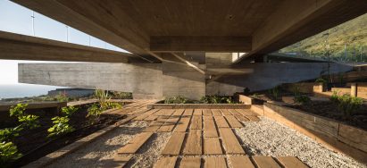 House H by Felipe Assadi Arquitectos