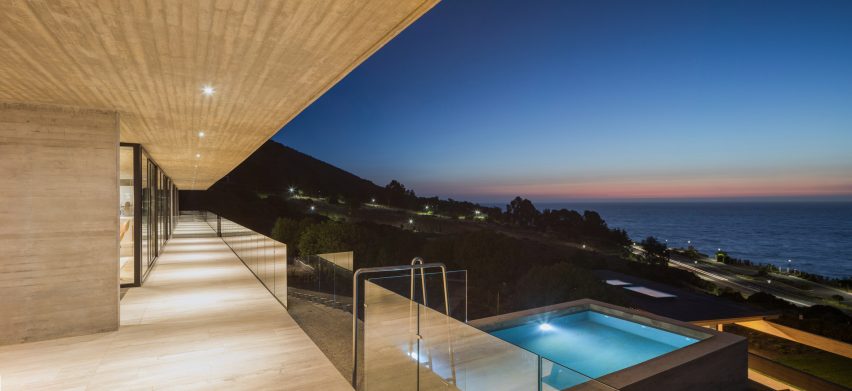House H by Felipe Assadi Arquitectos