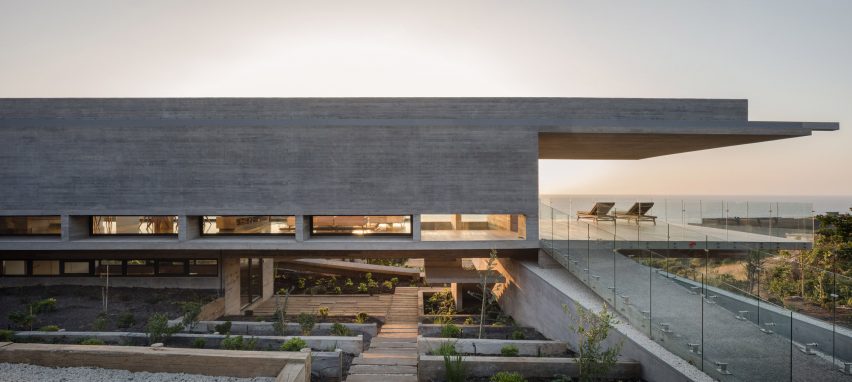 House H by Felipe Assadi Arquitectos