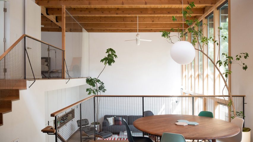 Ras-A Studio overhauls mid-century House Under a Bridge in LA
