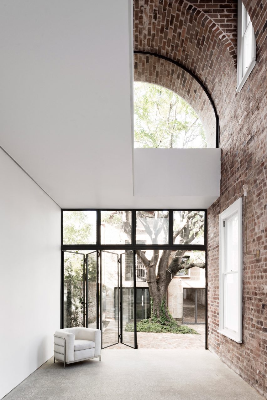 Italianate House by Renato D'Ettorre Architects