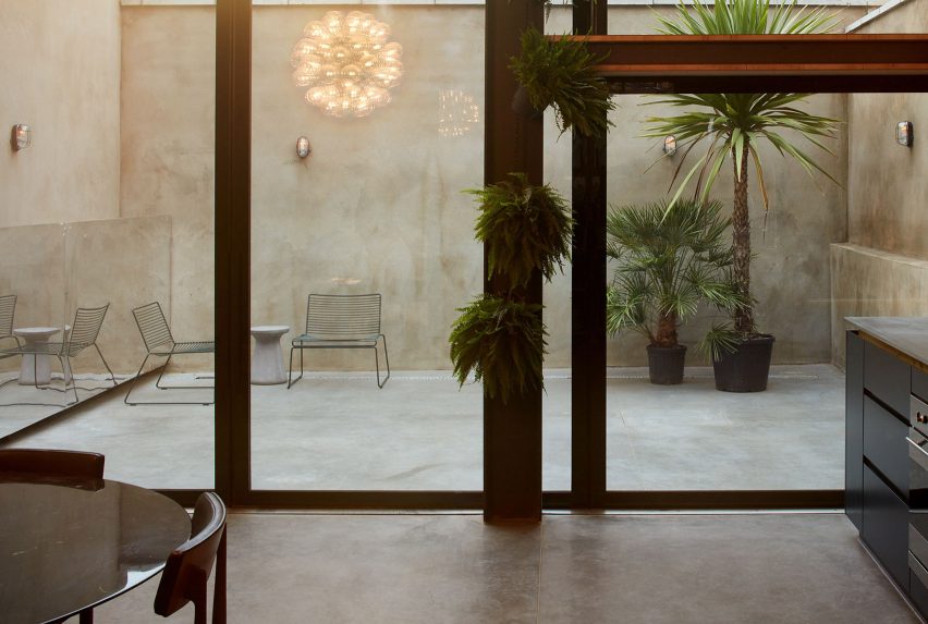 Makers House by Liddicoat & Goldhill